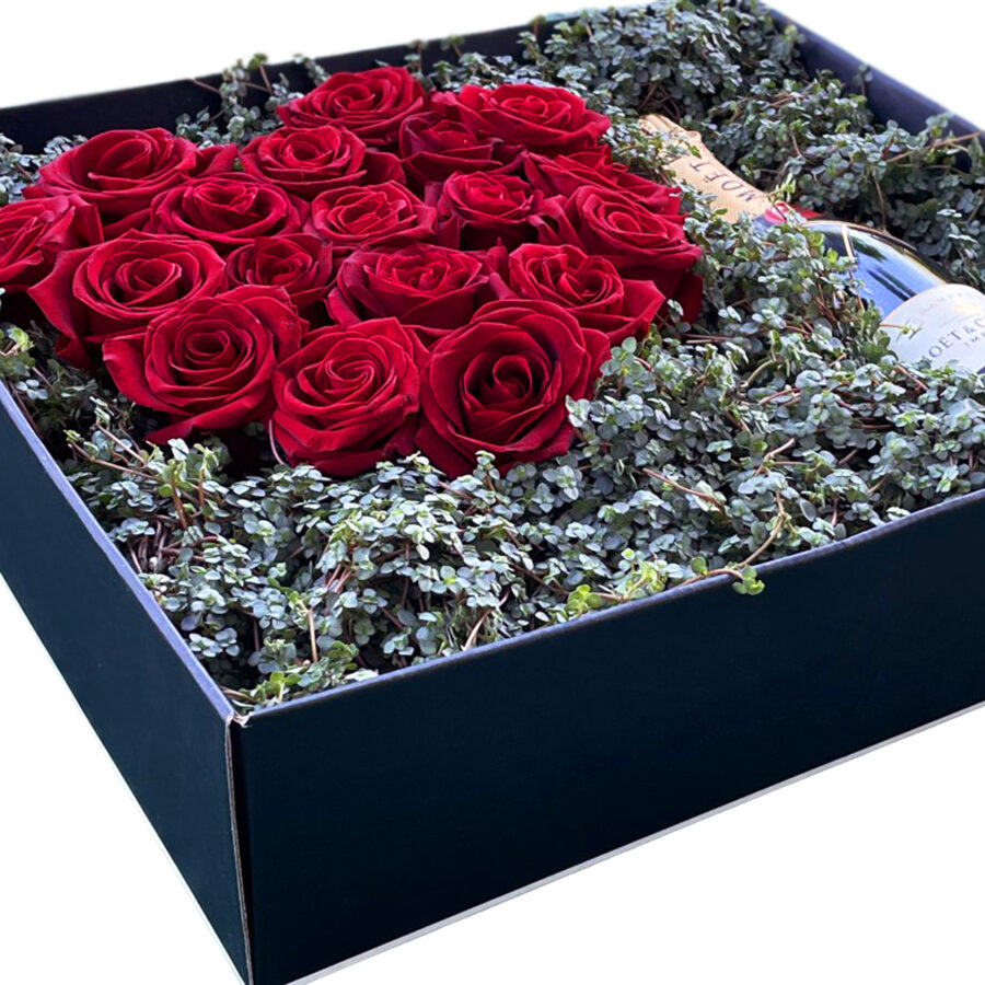 Box Heart And Moet & Chandon Box Heart And Moet & Chandon - Floristas, entrega de flores lisboa
