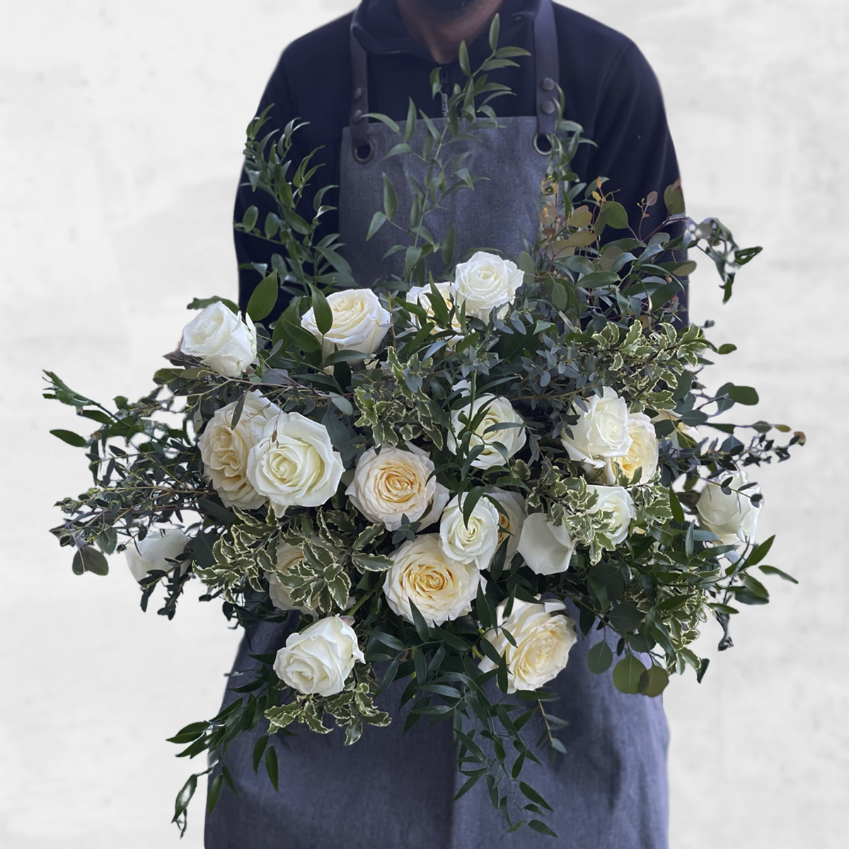 Wild White Roses - Floristas, entrega de flores lisboa